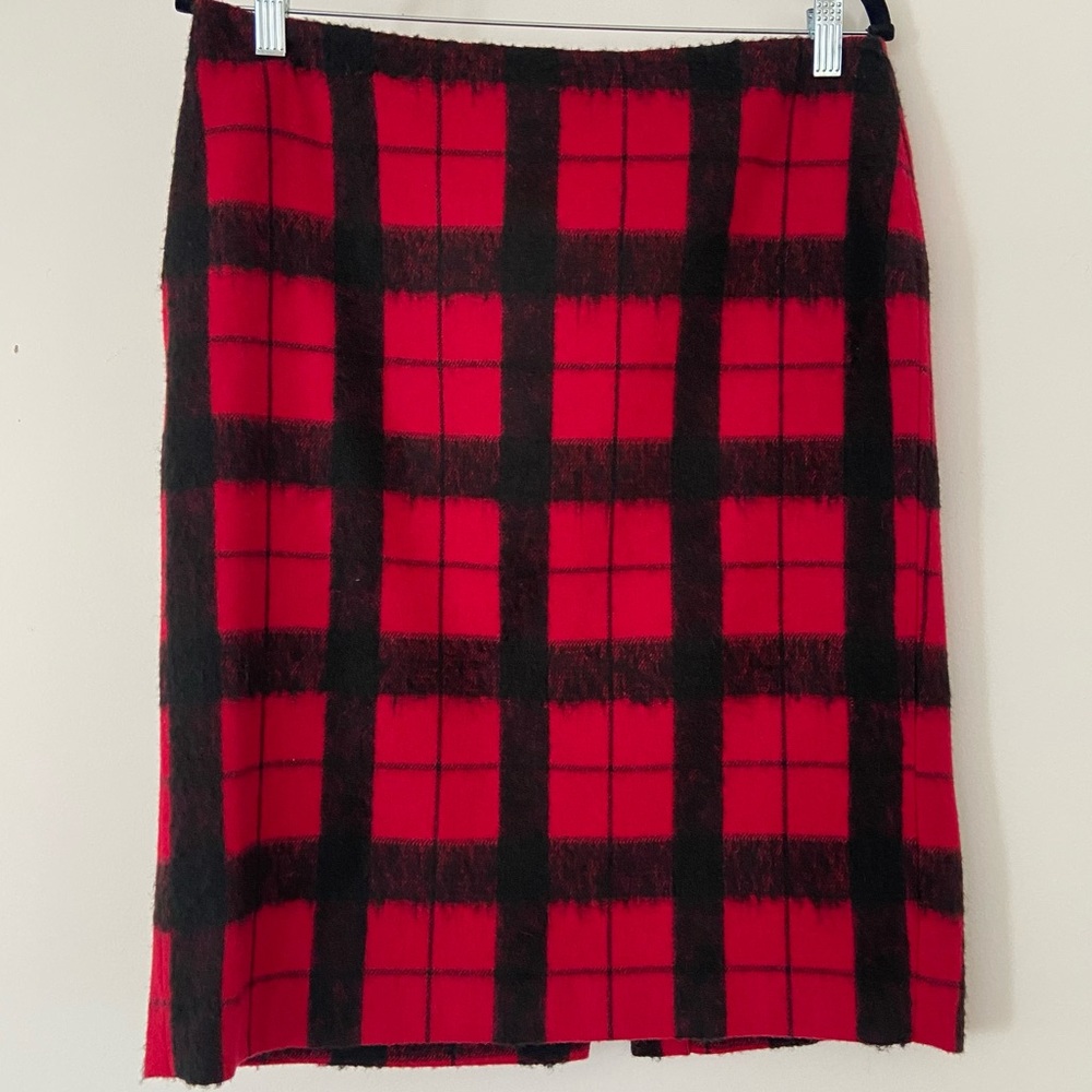 Talbots Pencil Skirt Size 10 Wool Blend Buffalo Plaid Classic Preppy Red Black